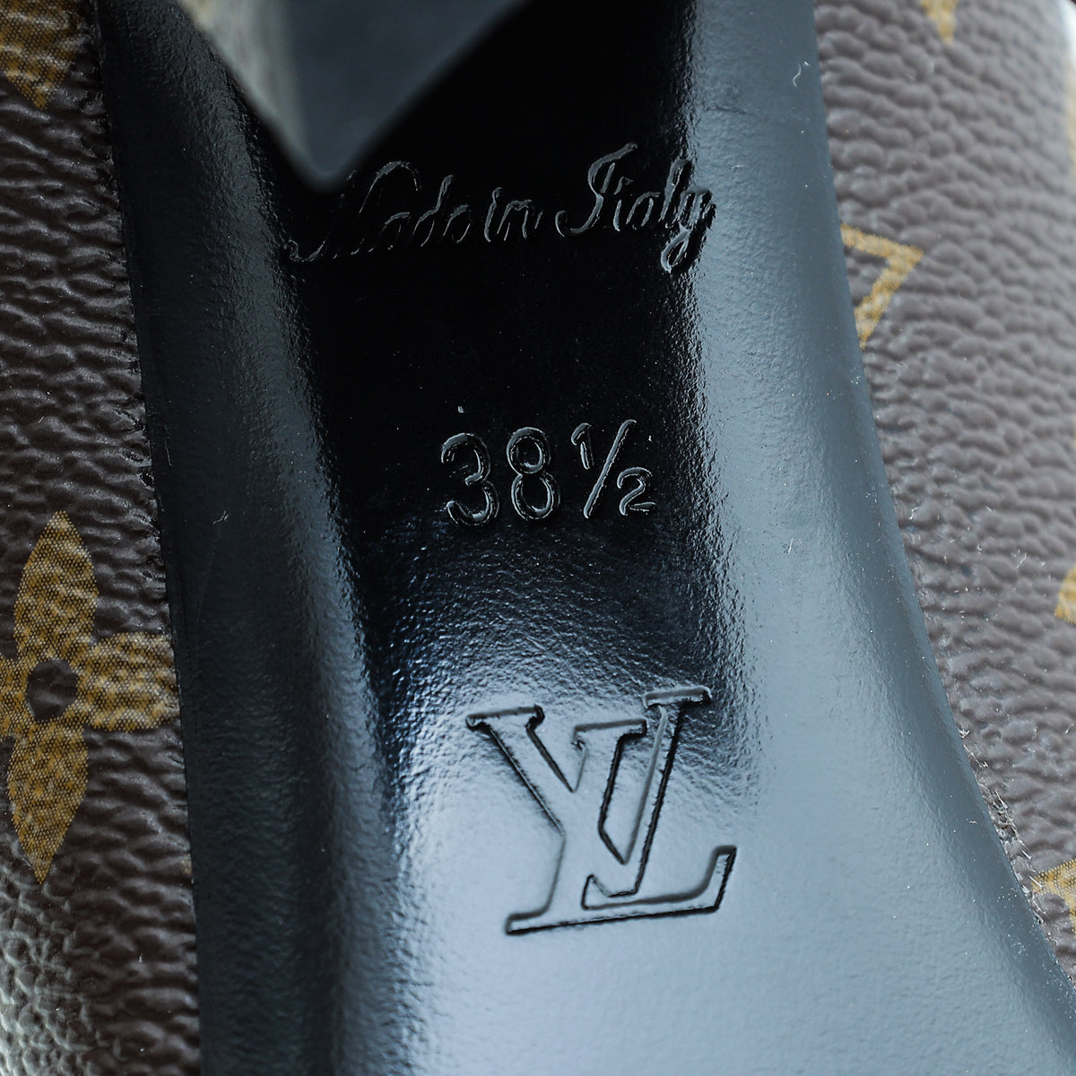 Louis Vuitton Brown Monogram Madeleine Pumps 38.5