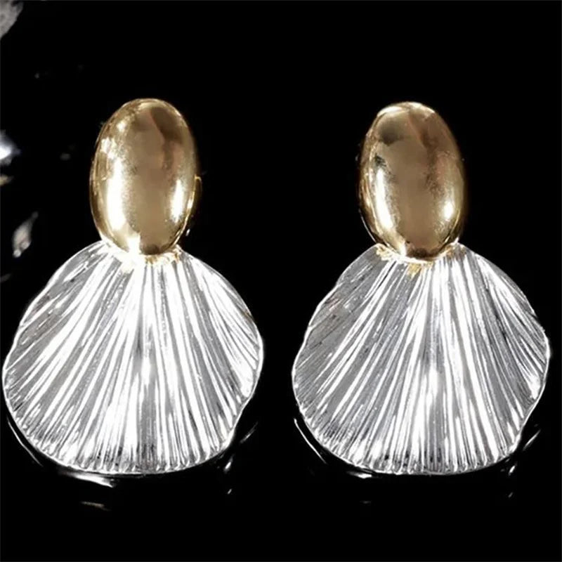 2023 New Vintage Silver Color Metal Big Shell Stud Earrings for Women
