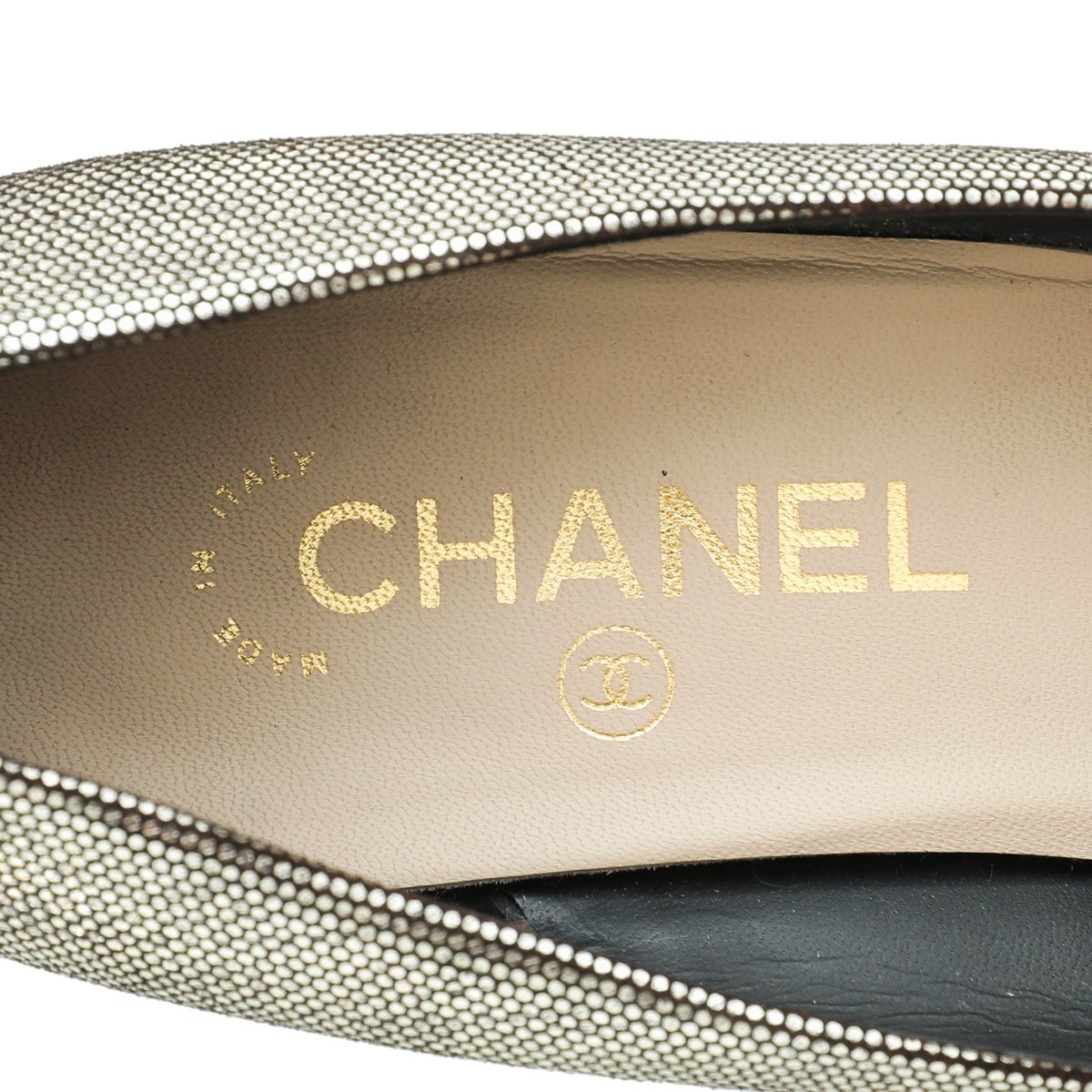 Chanel Bicolor Cap Toe CC Pumps 40.5